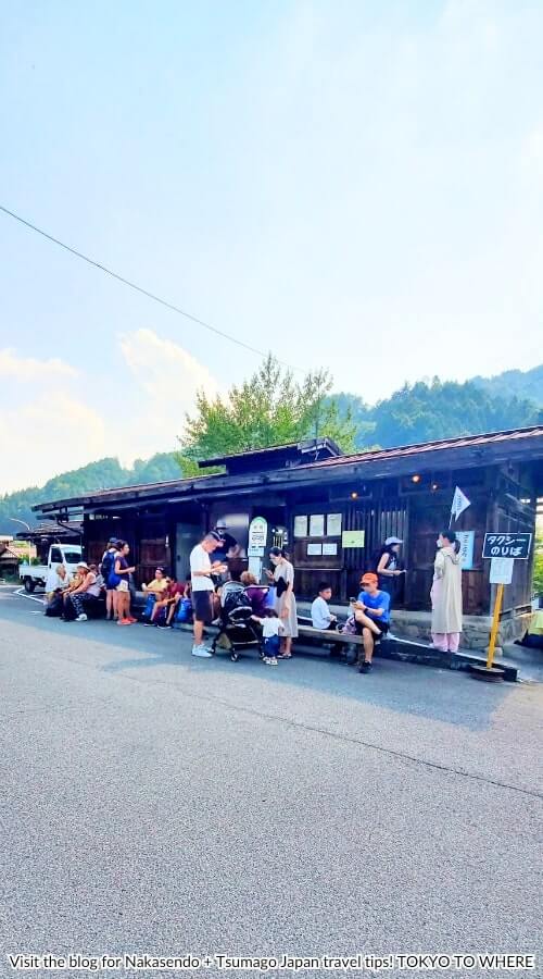 tsumago bus stop and taxi